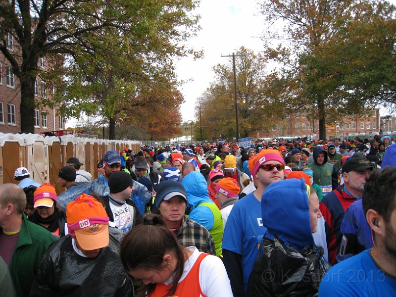2014 NYRR Marathon 0173.jpg - The 2014 New York Marathon on November 2nd. A cold and blustery day.